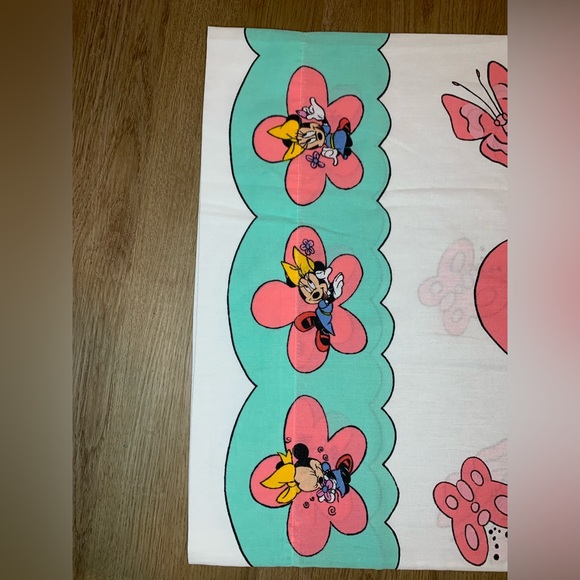 3/$25 VTG Disney Minnie Mouse Daisy Floral Cartoon Character Pillowcase Fabric - Picture 3 of 7